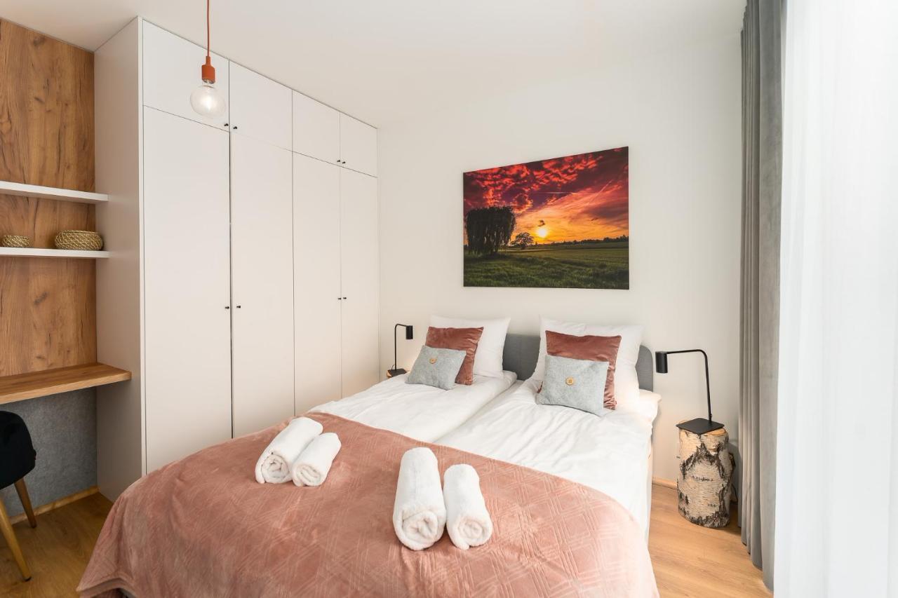 Apartament Willow Tree Surfingbird Dzwirzyno Bagian luar foto